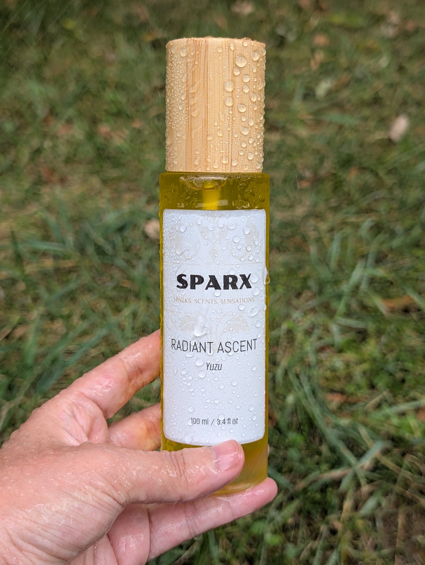 RADIANT ASCENT (YUZU) Perfume Oil (EDP) for hair and skin with Organic Jojoba Oil Base