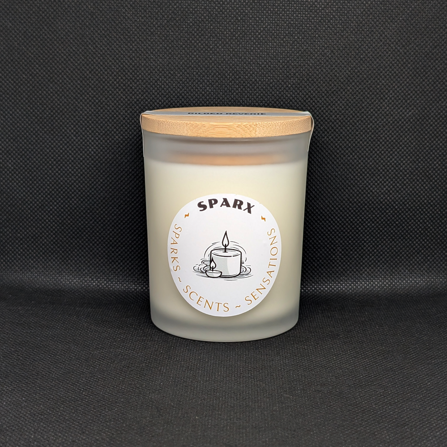 RADIANT ASCENT (YUZU) Scented Soy Candle in Frosted Glass 九天の柚